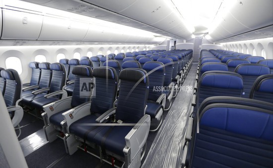 Mỹ cấm thu hẹp kích thước ghế ngồi máy bay
