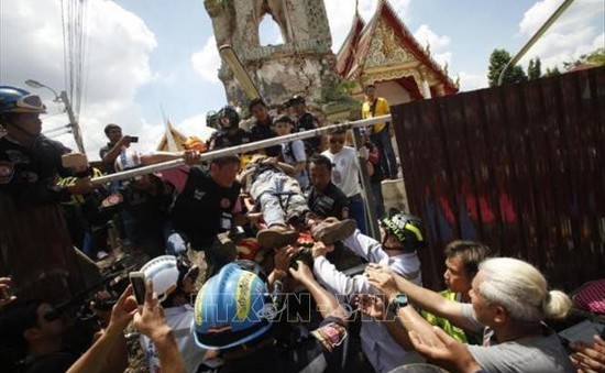 Thái Lan: Sập đền cổ, 12 người thương vong