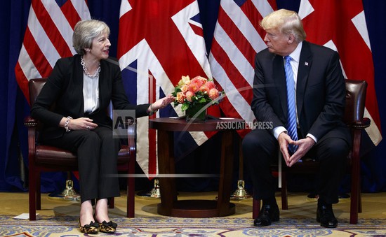 Thủ tướng Anh tuyên bố thách thức lập trường của Tổng thống Mỹ
