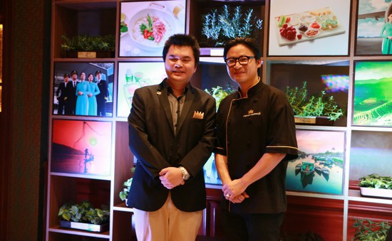 Bếp trưởng Luke Nguyễn quảng bá ẩm thực Việt đến bạn bè quốc tế