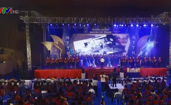 Phổ biến nhiều ca khúc ca ngợi Chủ tịch Hồ Chí Minh trong sinh viên