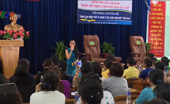 Gắn kết sử dụng hàng Việt Nam chất lượng cao với tạo cơ hội việc làm cho phụ nữ