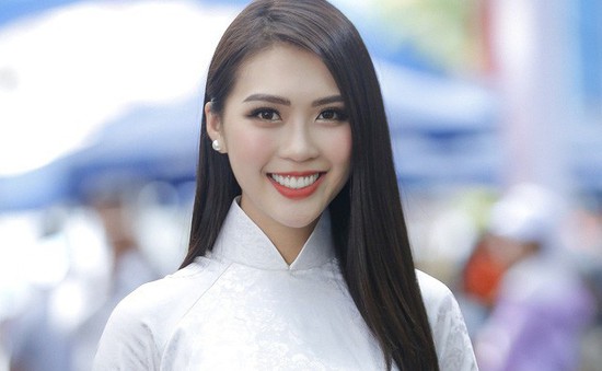 Tường Linh tự tin giới thiệu bằng tiếng Anh về Việt Nam tại cuộc thi Hoa hậu Liên lục địa 2017