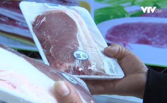 Lào Cai phát triển sản phẩm thịt lợn nuôi từ cám thảo dược