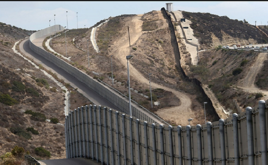 Mexico tái khẳng định không trả chi phí cho bức tường biên giới với Mỹ