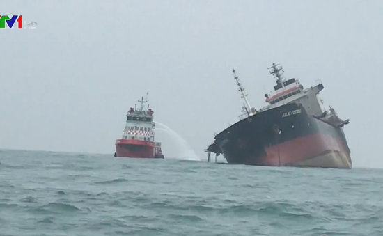 Chưa xác định được danh tính người thiệt mạng trên tàu chở dầu cháy ở Hong Kong