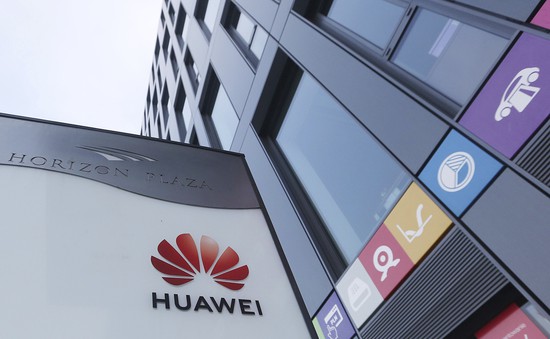 Huawei sa thải nhân viên bị bắt tại Ba Lan
