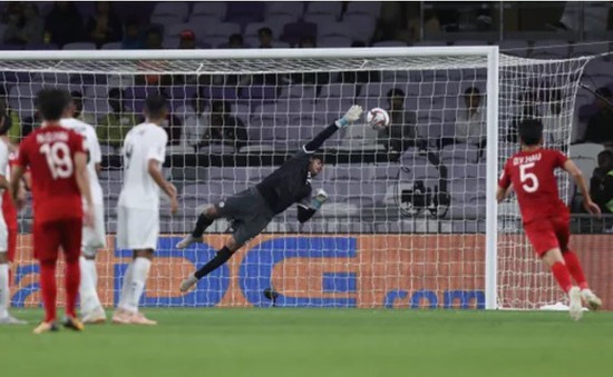 Siêu phẩm sút phạt của Quang Hải lọt top 10 bàn đẹp nhất vòng bảng Asian Cup 2019