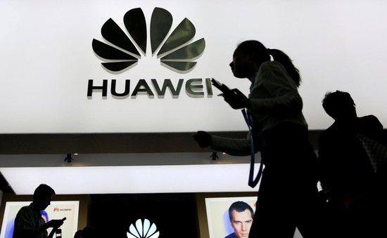 Trung Quốc phản đối dự luật nhằm vào Huawei