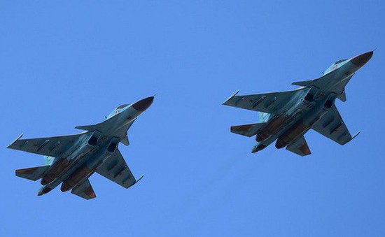 Tiêm kích Su-34 của Nga va chạm trên không