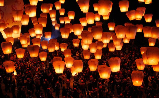 Rực rỡ lễ hội đèn lồng thường niên tại Trung Quốc