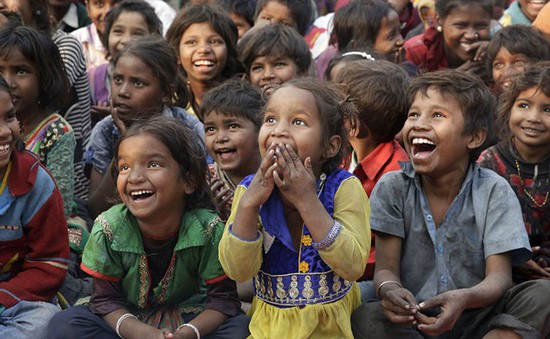 Hơn 70.000 trẻ em vô gia cư ở New Delhi, Ấn Độ