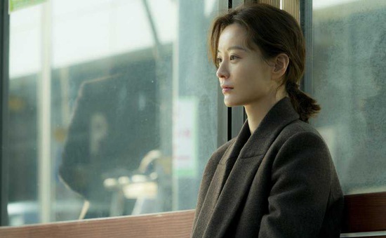 Jung Yu Mi trải lòng khi phim mới bị cư dân mạng "tẩy chay"