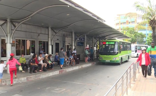 TP.HCM nghiên cứu lắp camera nhận diện khuôn mặt tại các trạm dừng xe bus để chống móc túi