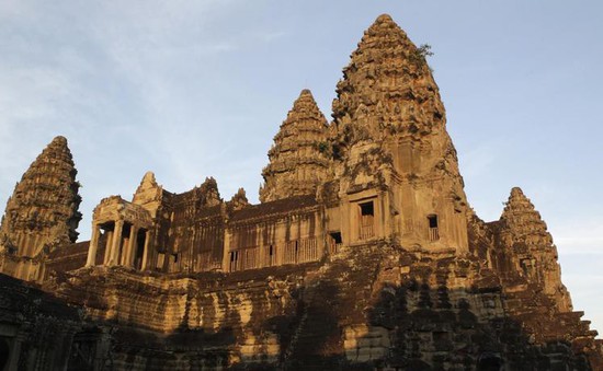 Campuchia lo ngại Angkor "ế" khách tham quan