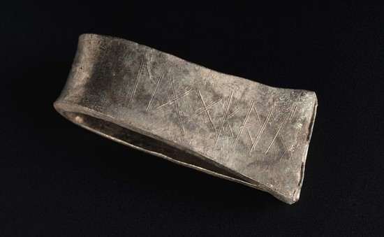 Tiết lộ bí ẩn kho báu 1.100 năm tuổi của người Viking