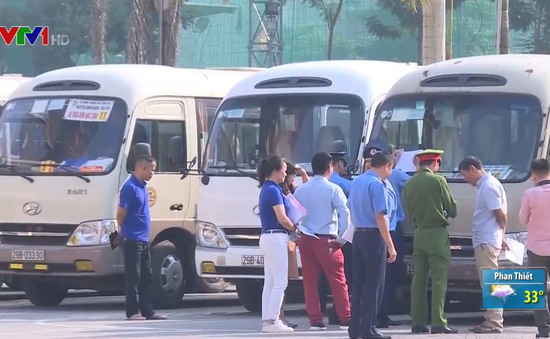 Hà Nội xử lý nhiều xe đưa đón học sinh vi phạm