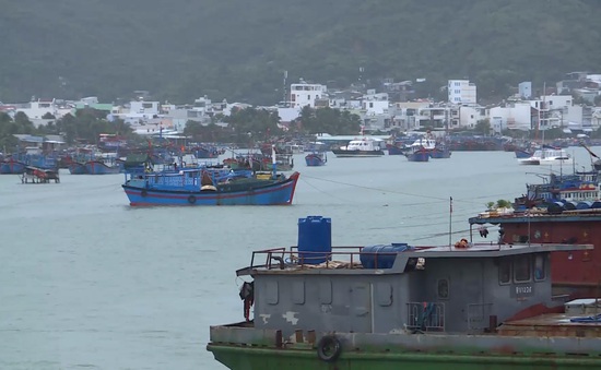Lãnh đạo tỉnh Khánh Hòa kiểm tra công tác phòng chống bão số 6