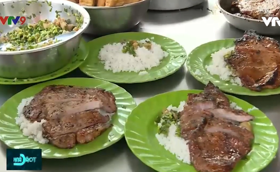 Giá thịt lợn tăng kỷ lục, nhiều quán hàng ăn gặp khó