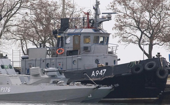 Nga thả 3 tàu chiến của Ukraine