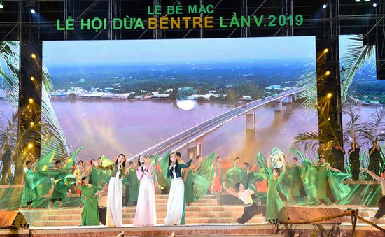 Bế mạc Lễ hội Dừa Bến Tre 2019: Hẹn nhé Dừa ơi!