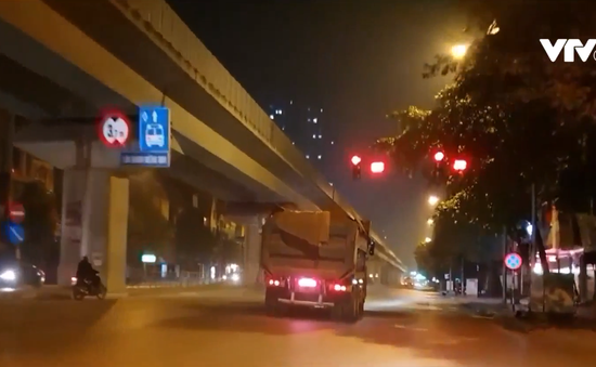 Tiềm ẩn nguy cơ mất an toàn khi tham gia giao thông vào ban đêm