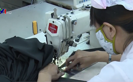 Điểm nghẽn đầu tư dệt nhuộm - Nút thắt với ngành dệt may Việt
