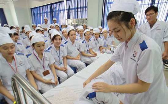 Nhật Bản tuyển dụng điều dưỡng Việt Nam năm 2020