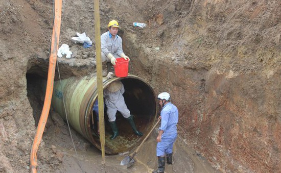 Đường ống nước sông Đà nhiều lần bị sự cố do chất lượng ống không đồng đều