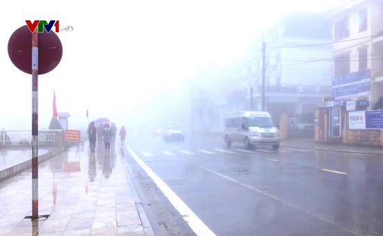 Cảnh báo lái xe đường sương mù tại Sa Pa
