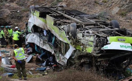 Xe khách rơi xuống vực tại Chile, ít nhất 21 người thiệt mạng