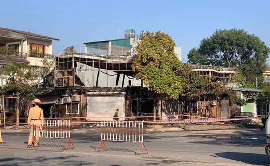 Cháy quán ăn tại Vĩnh Phúc, 4 người thiệt mạng