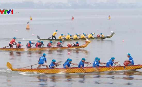 4 đội nước ngoài tham gia Lễ hội bơi chải thuyền rồng tại Hà Nội