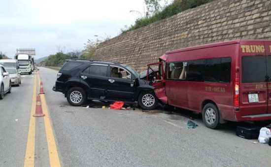 Yêu cầu điều tra vụ tai nạn giao thông ở Lào Cai