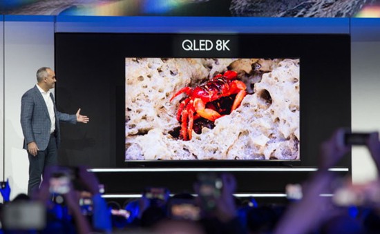 Samsung đặt cược lớn vào TV 8K