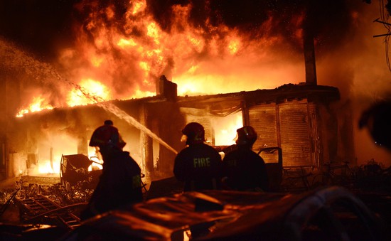 Hỏa hoạn nghiêm trọng tại Bangladesh, ít nhất 41 người thiệt mạng