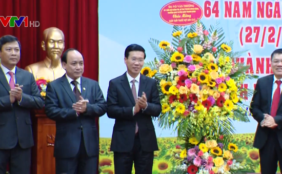 Trưởng ban Tuyên giáo Trung ương dự lễ kỷ niệm 64 năm Ngày Thầy thuốc Việt Nam