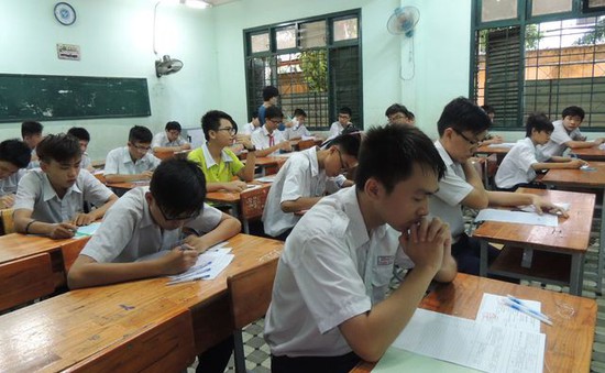 Chỉ 62% học sinh Hà Nội vào được trường THPT công lập năm học 2019 - 2020