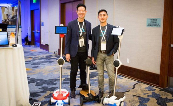 Robot của tiến sĩ Việt trên đất Mỹ