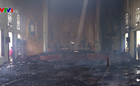Cháy nhà thờ ở Hà Tĩnh, toàn bộ tài sản bị thiêu rụi