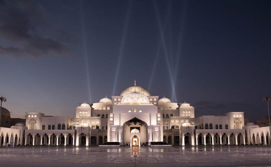 Dinh Tổng thống Abu Dhabi lần đầu tiên mở cửa cho du khách
