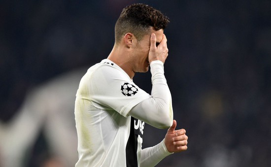 Ronaldo chưa “đủ tuổi” đeo băng thủ quân của Juventus