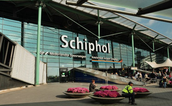 Xem xét mở đường bay thẳng Việt Nam - Hà Lan qua sân bay Schiphol Amsterdam