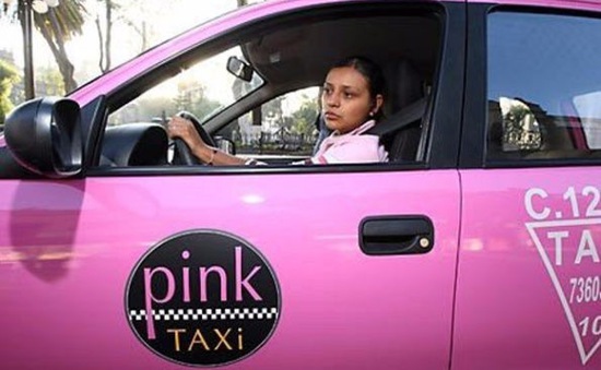 Taxi Màu Hồng: Ấn Độ Ra Mắt Taxi Màu Hồng Chỉ Phục Vụ Nữ Giới | Vtv.Vn