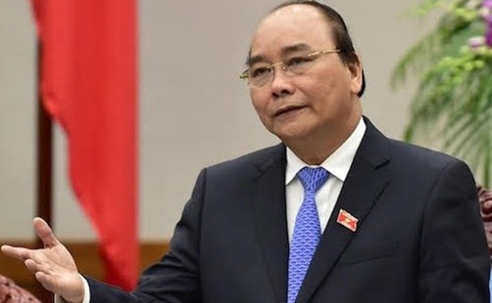 Thủ tướng Nguyễn Xuân Phúc chúc Tết Thủ tướng Lào, Campuchia