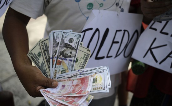 Peru thu giữ lượng tiền USD giả kỷ lục
