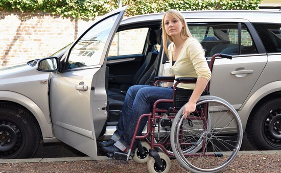 Malaysia sửa luật tạo điều kiện cho lái xe khuyết tật