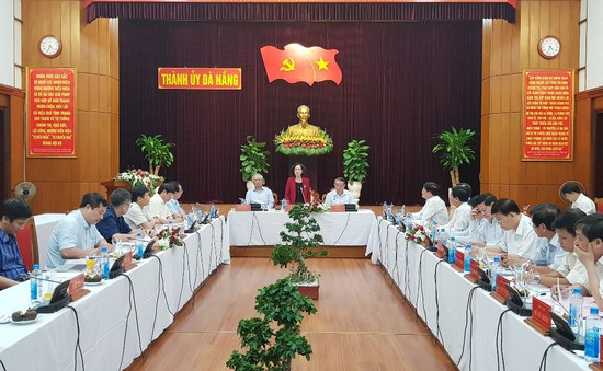 Tiểu ban Văn kiện Đại hội XIII làm việc với Thành ủy Đà Nẵng
