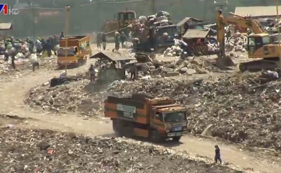 Philippines sẽ tuyên chiến với Canada về rác thải nhập khẩu