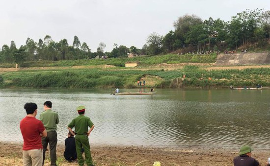 Đã tìm thấy thi thể 3 học sinh đuối nước ở Nghệ An